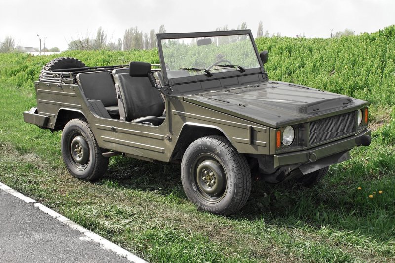 ЛУАЗ-967 внедорожник