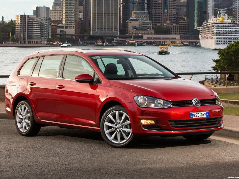 VW Golf седан