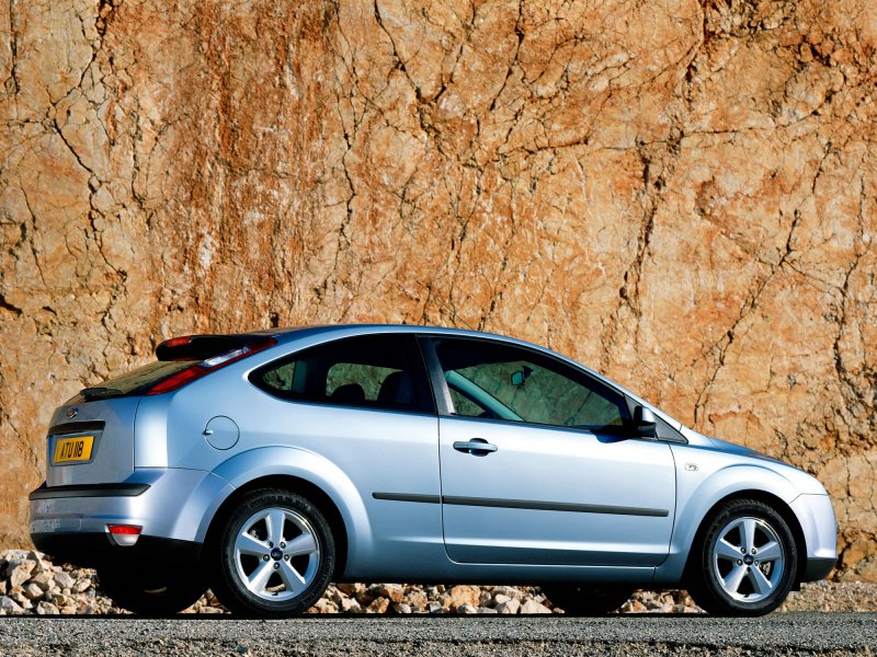 Ford Focus 2 Hatchback 3 Door