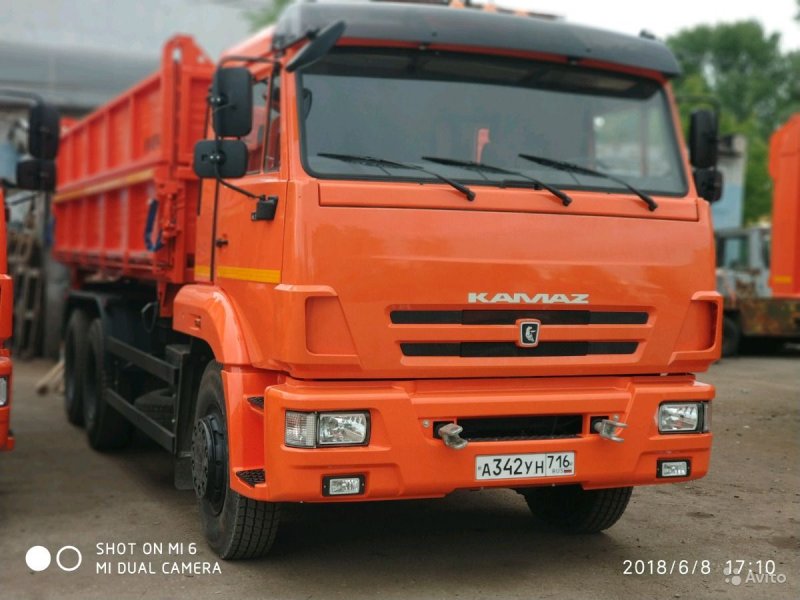 Оранжевый КАМАЗ 45143