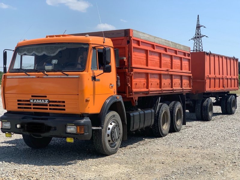 Оранжевый КАМАЗ 45143