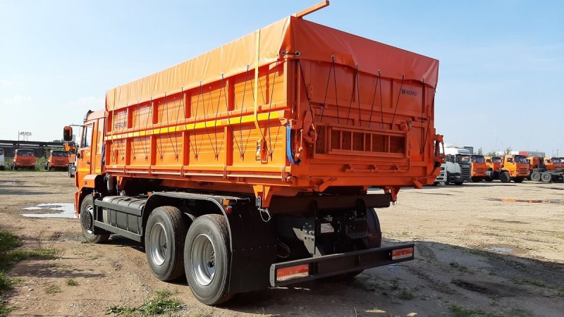 КАМАЗ 65115 сельхозник синий