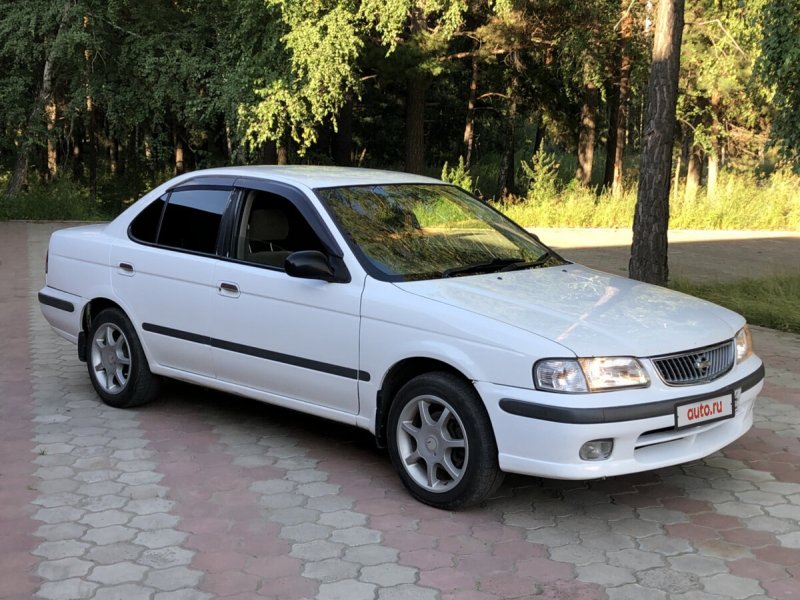 Ниссан Санни 2000г