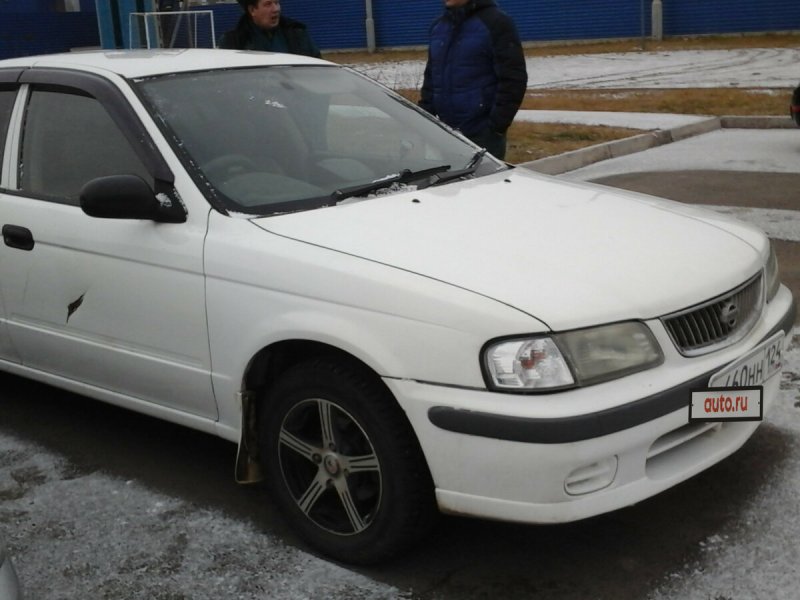 Nissan Sunny b15 белый