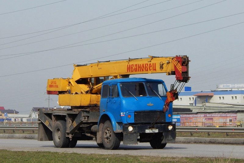 Автомобильный кран КС-3577
