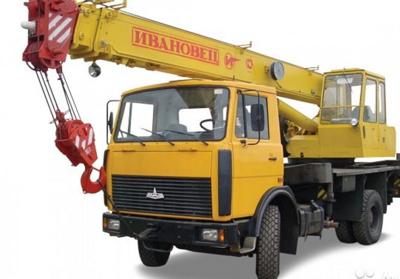 МАЗ КС 35715
