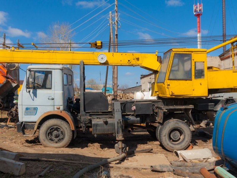Автокран МАЗ 14т