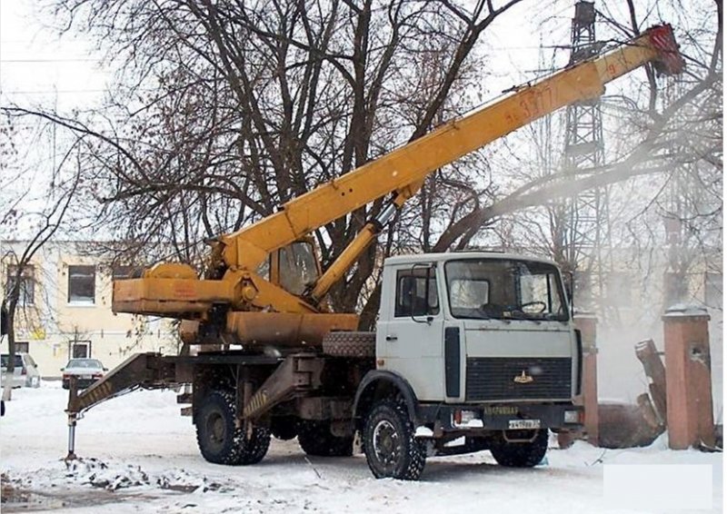 Кран Ивановец МАЗ 14 тонн