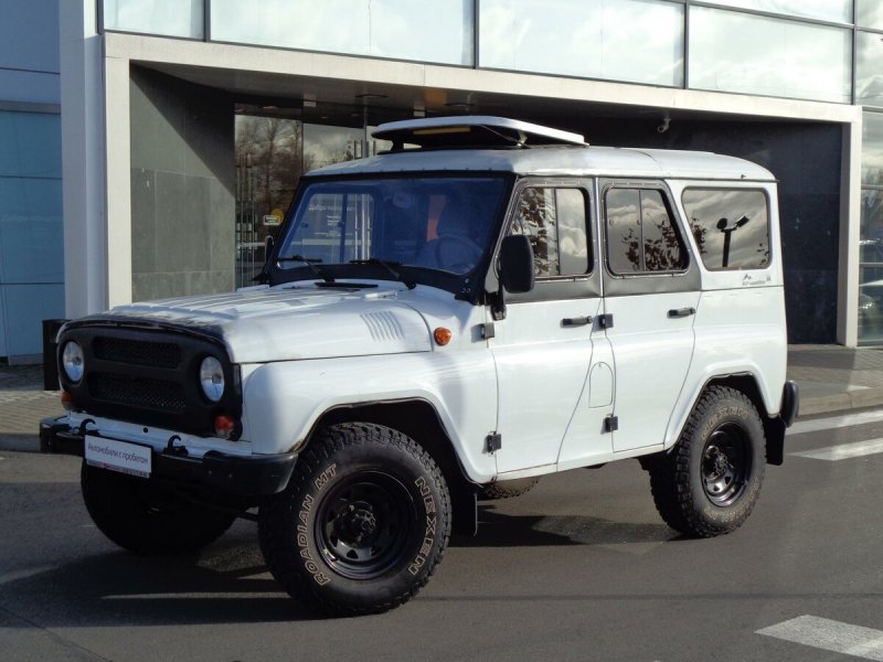 УАЗ 3151 Хантер. Белый