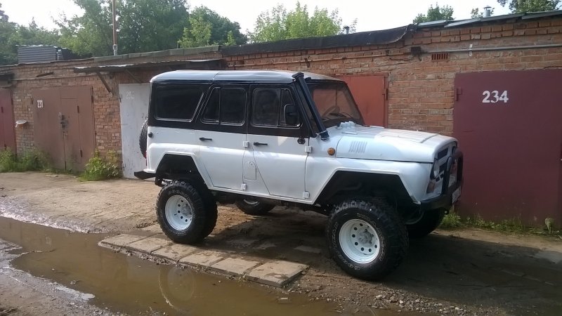УАЗ 31519 белый