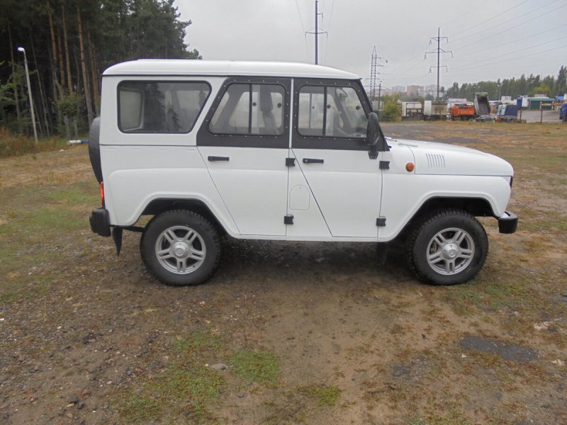 УАЗ-315195 Hunter белый