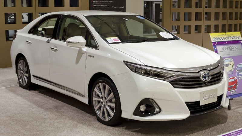 Toyota Sai 2018