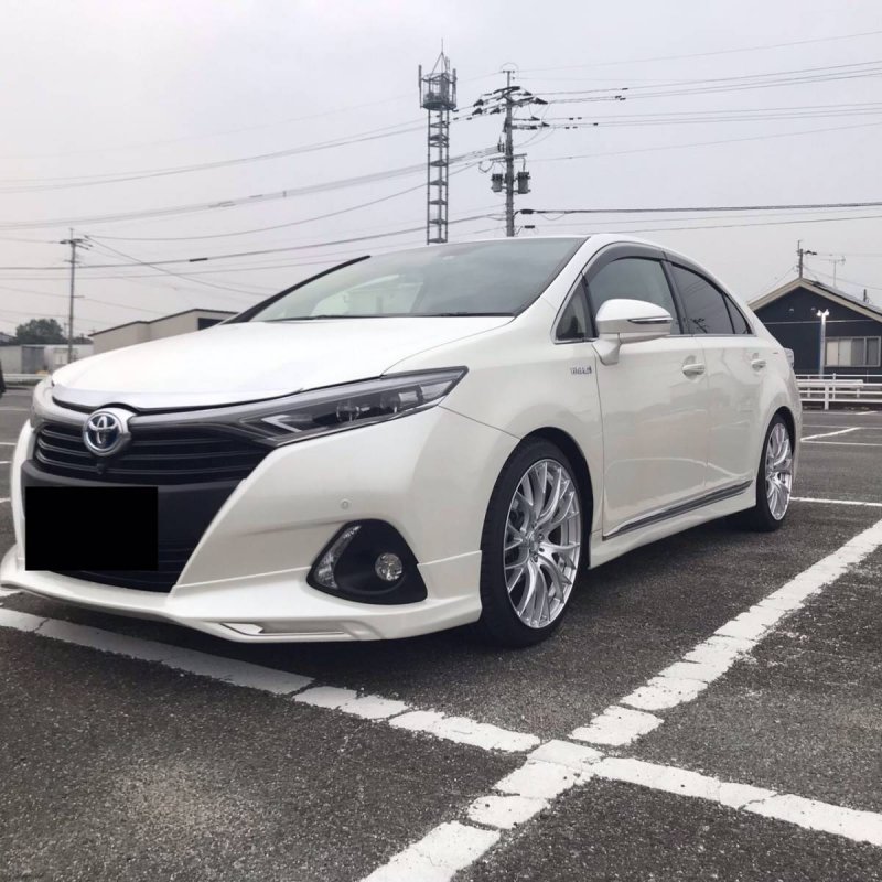 Toyota Sai 2015