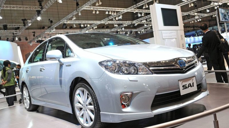 Toyota Sai 2017 салон