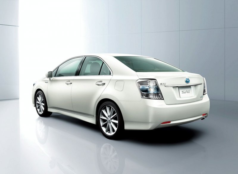 Toyota Sai 2010