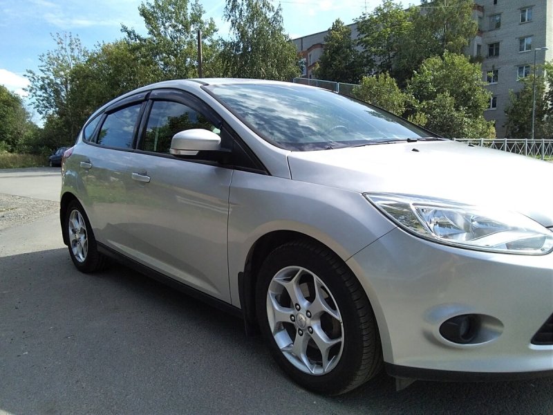 Moondust Silver Ford