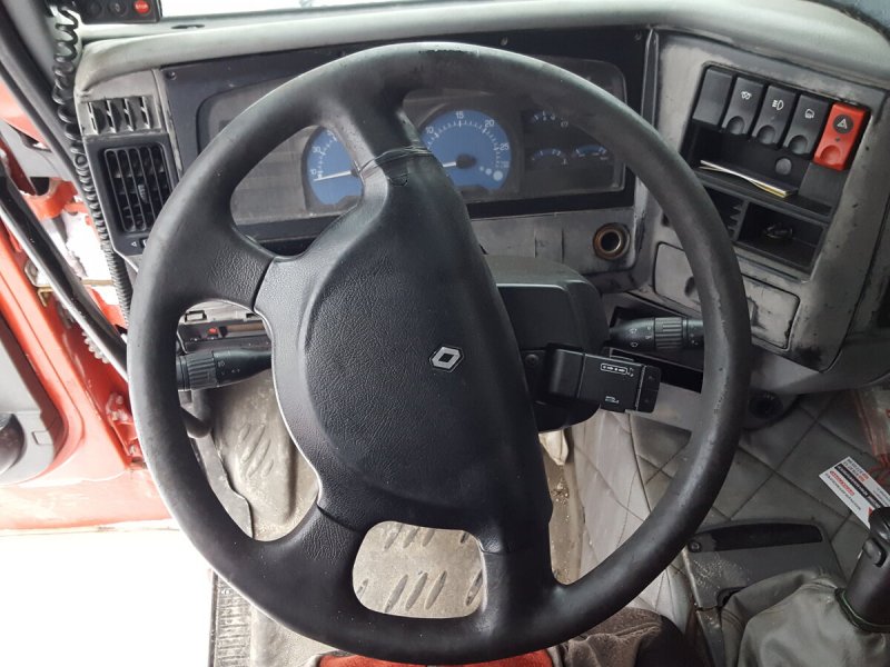 Renault Premium 420 DCI тюнинг . Салона