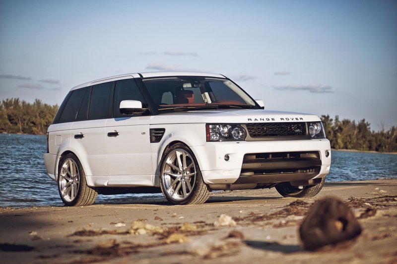 Land Rover range Rover Sport белый