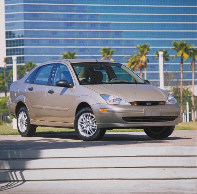 Ford Focus 1998 седан