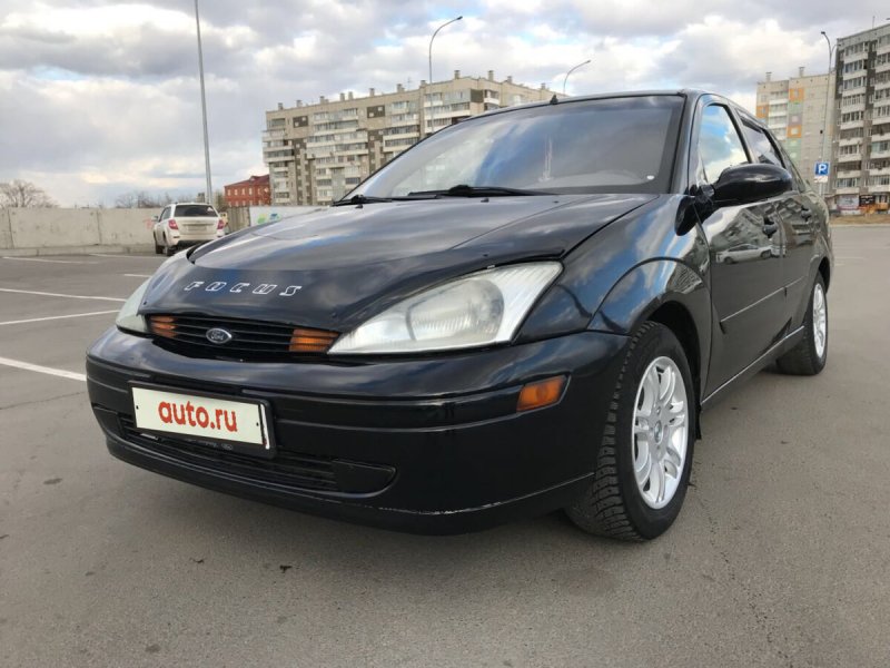 Ford Focus 2003 седан