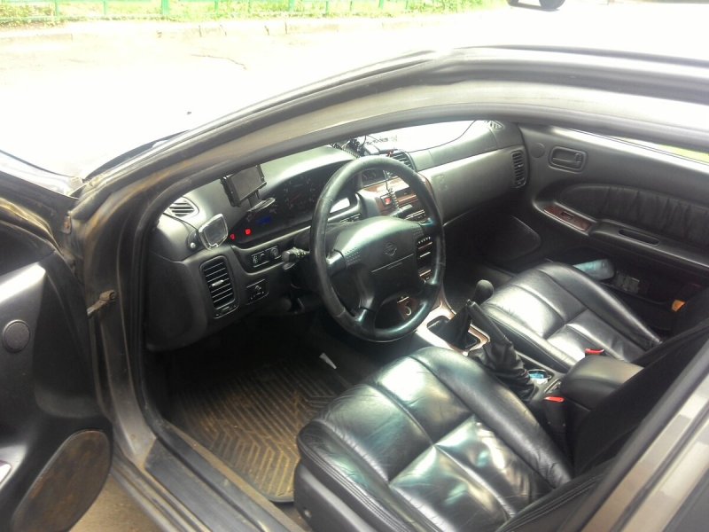 Nissan maxima a32 2.0