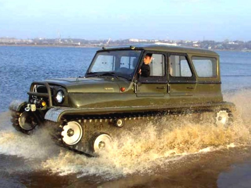 Вездеход-амфибия ЗВМ-2410 Ухтыш