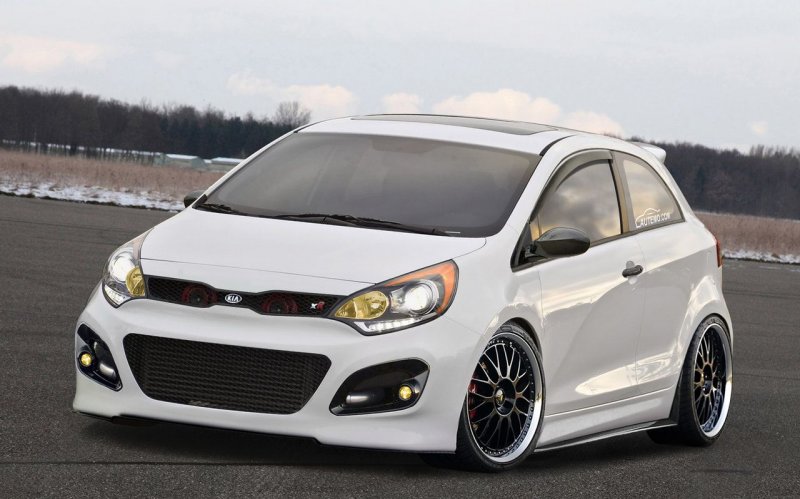 Тюнингованная Kia Rio
