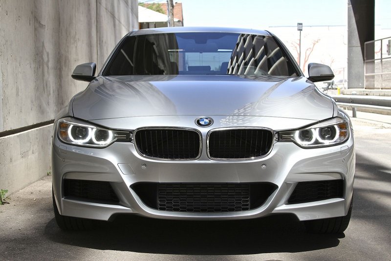 BMW f30 серебристая