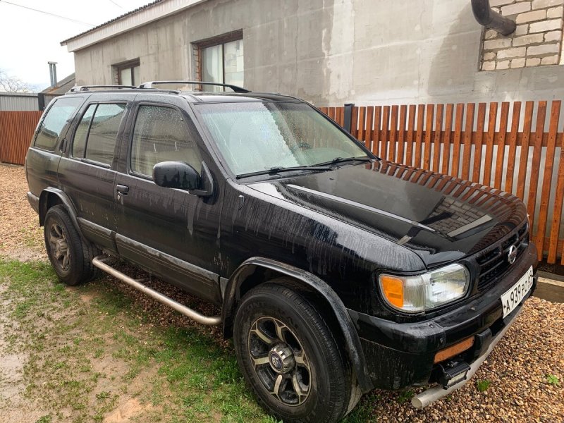 Nissan Pathfinder r50
