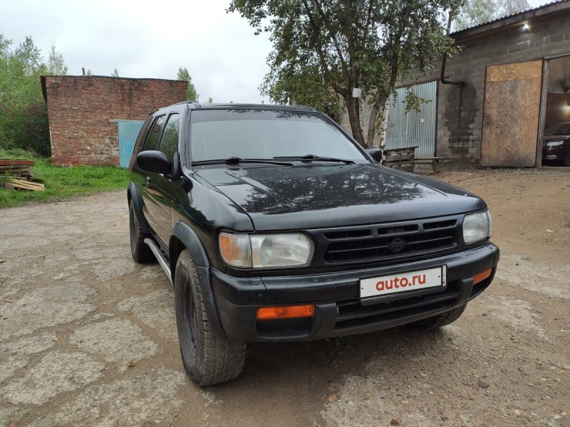 Nissan Pathfinder 1998