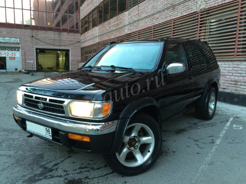 Nissan Pathfinder 1998