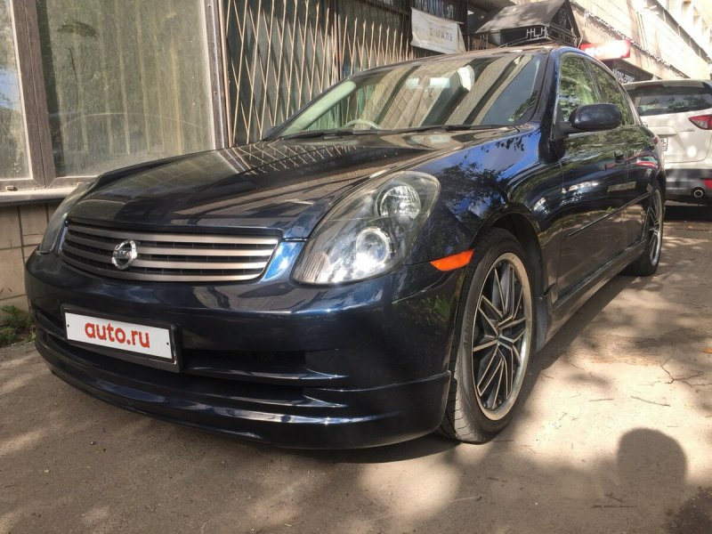 Nissan Skyline v35 2.5