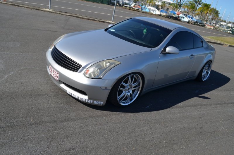 Nissan Skyline 350gt v35