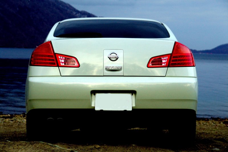 Nissan Skyline 35