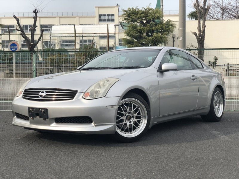 Nissan Skyline v35 venerdi r19