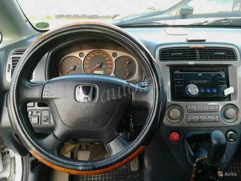 Honda Stream 2001 салон