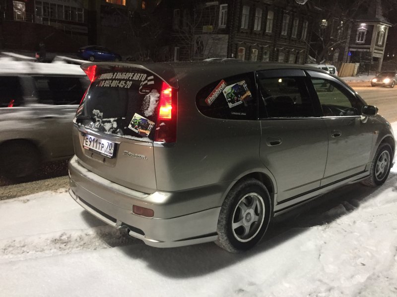 Хонда стрим 2001 2.0