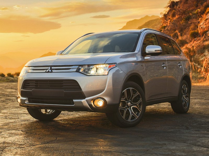 Mitsubishi Outlander 2015