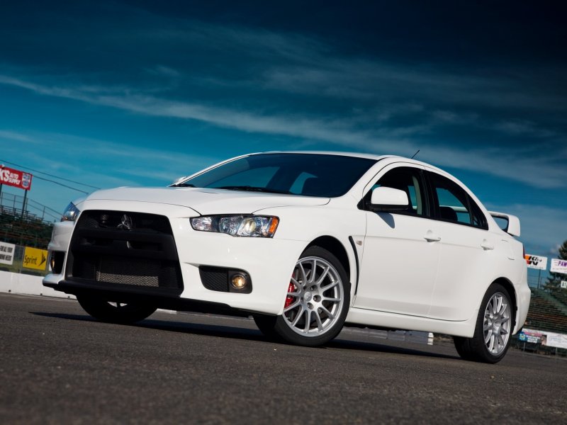 Mitsubishi Lancer Evolution 10 White