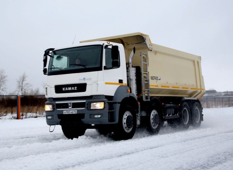 Карьерные самосвалы КАМАЗ 65801