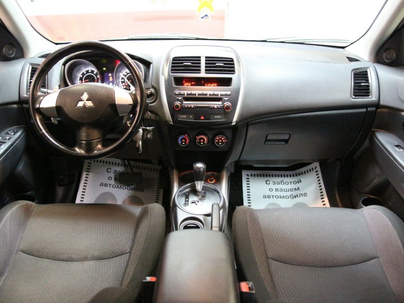 Mitsubishi ASX 2007 салон
