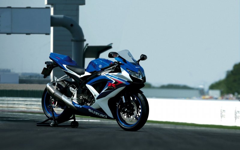 Сузуки GSXR 750 k8