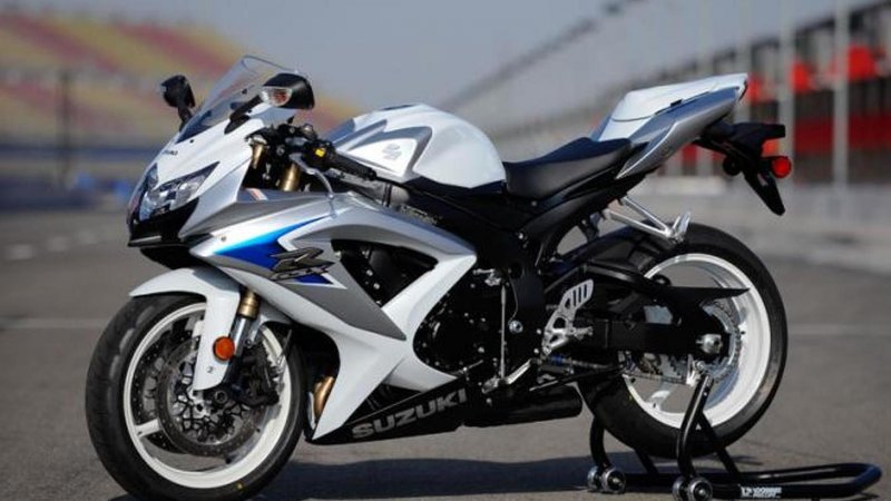 Suzuki GSX R 750 2015