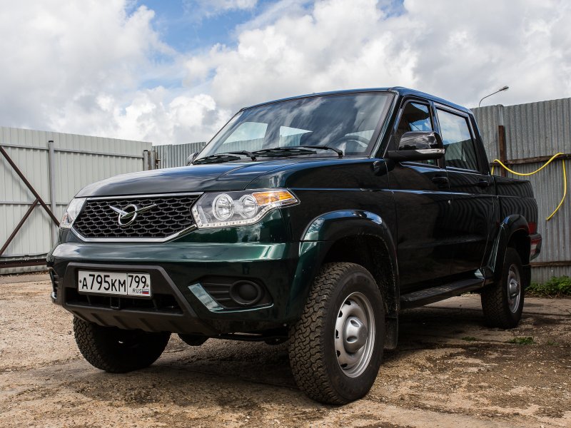 UAZ Patriot Pickup
