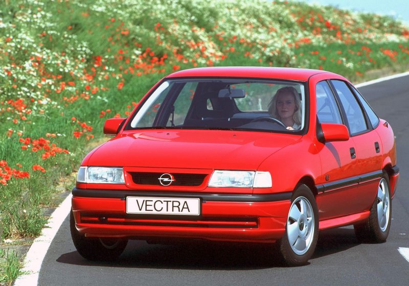 Опель Вектра хэтчбек 1995