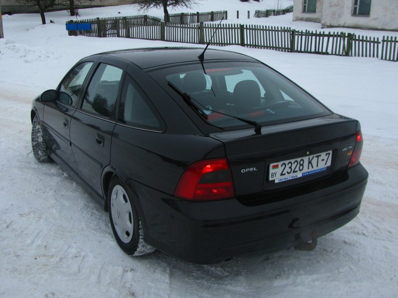 Опель Вектра 2003 хетчбэк