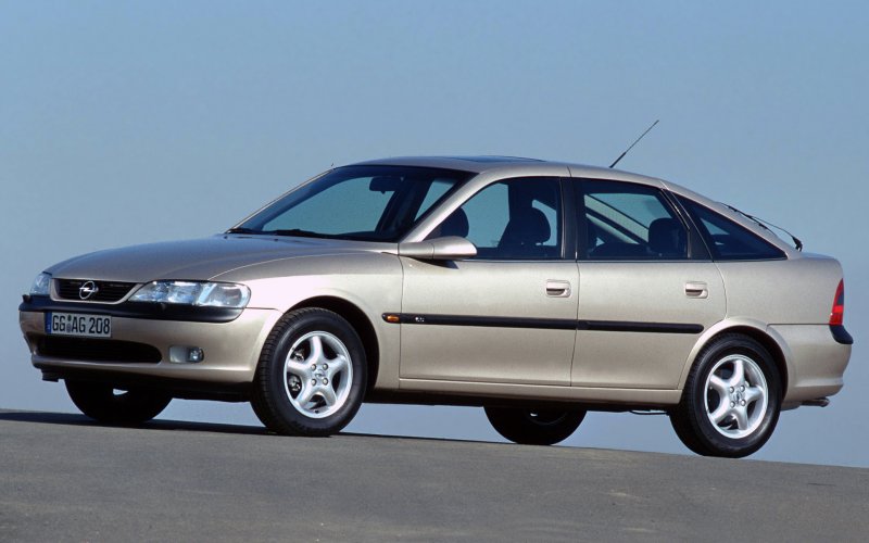 Opel Vectra b 1998 хэтчбек