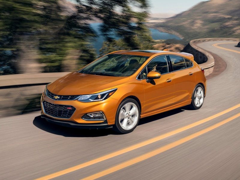 Chevrolet Cruze 2011 хэтчбек