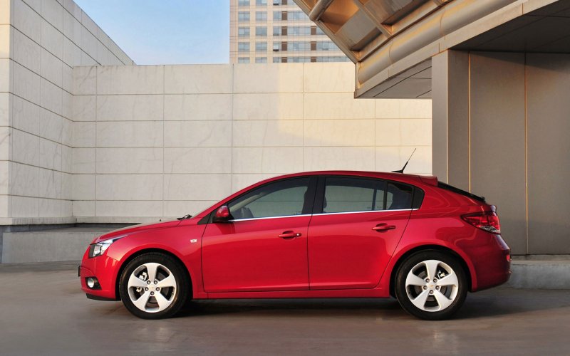 Chevrolet Aveo Hatchback 2012
