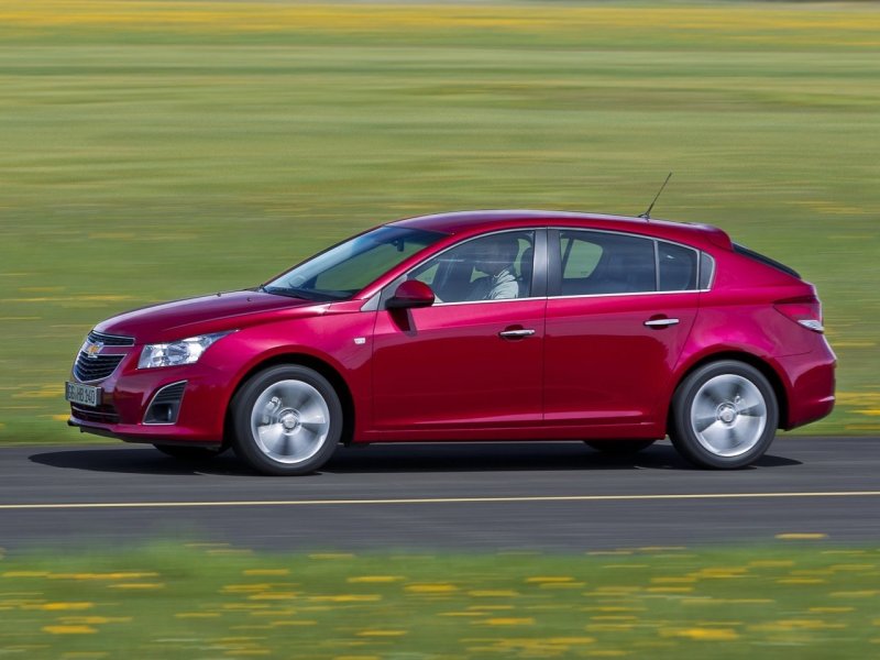Chevrolet Cruze Hatchback 2012